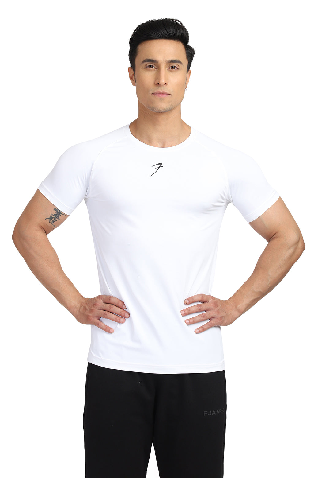 Sleek T-shirt White / Logo