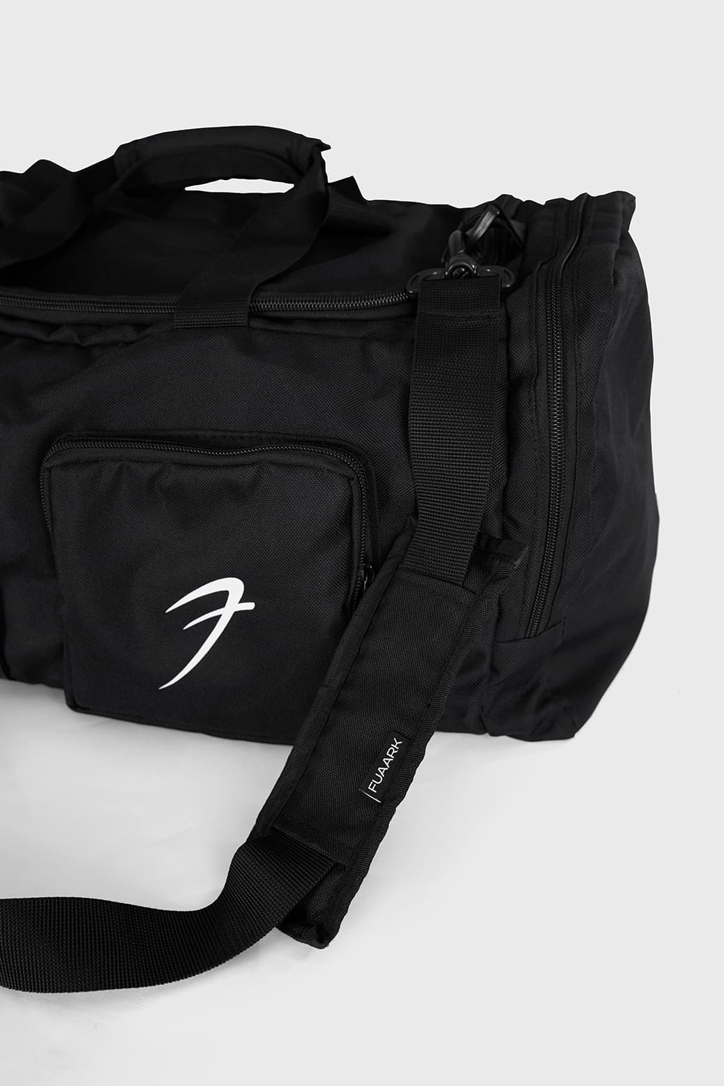 Peak Hybrid Bag Black