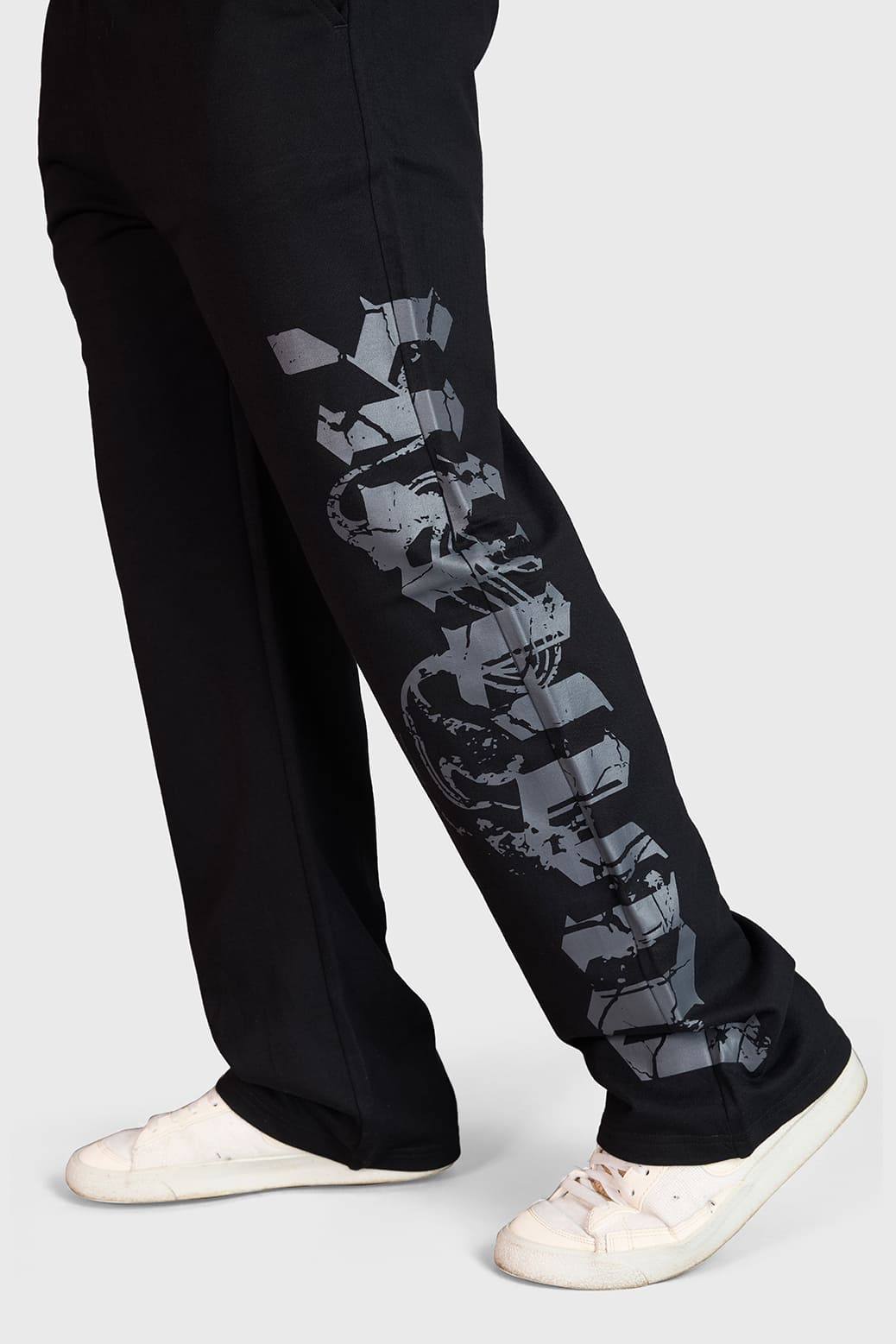 Ironclad Straight Tracks Black