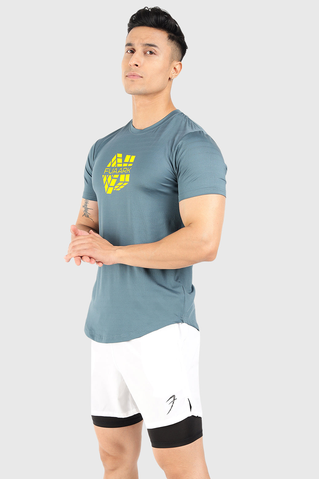 Revolve T-shirt Arctic Blue
