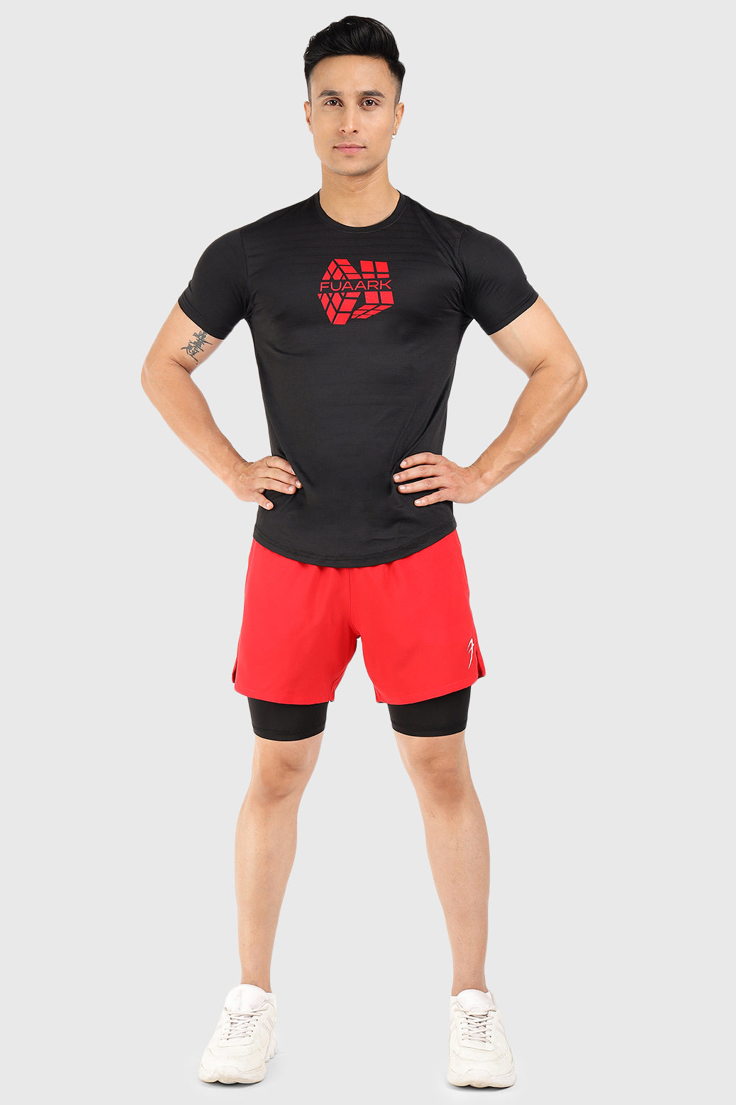 Revolve T-shirt Black