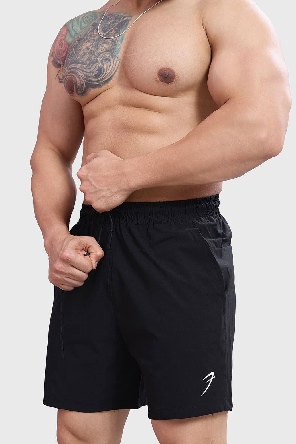 Thread Shorts Black
