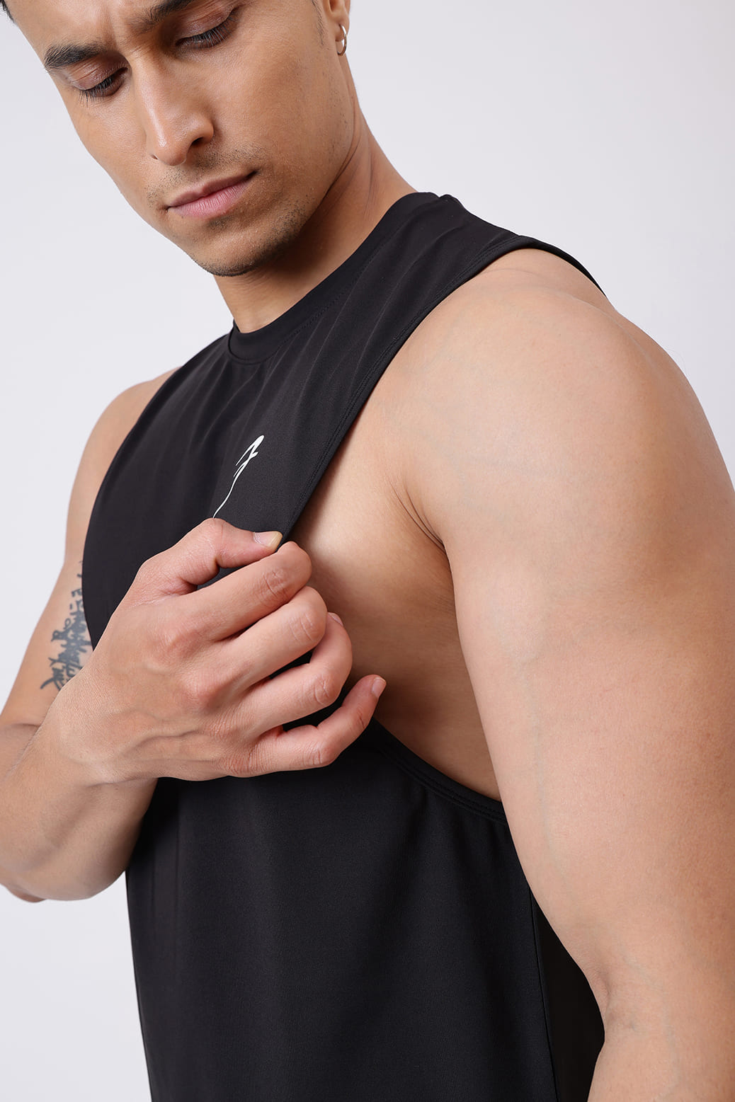 Urban Deep Arm Tank Black