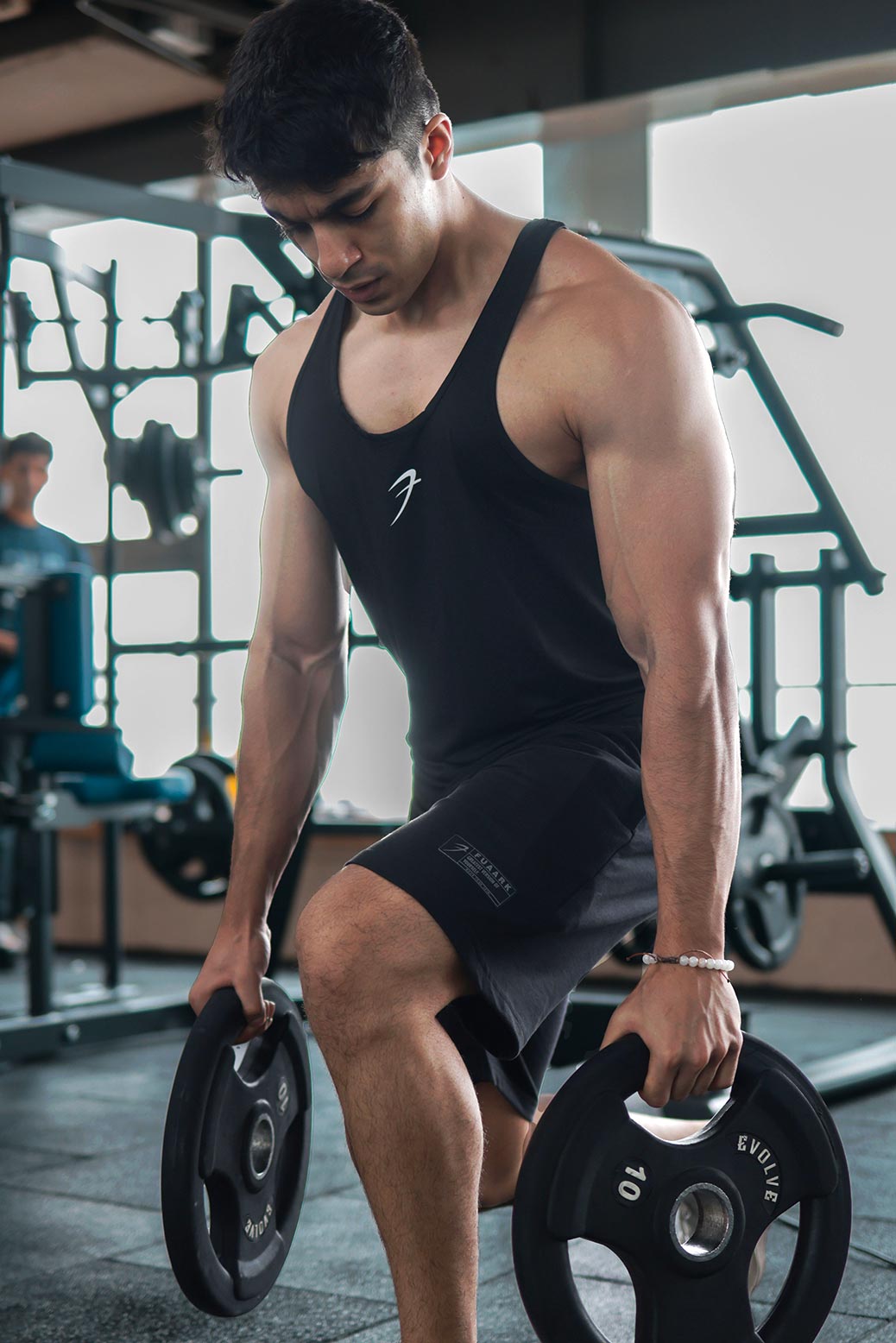 Surge Stringer Black