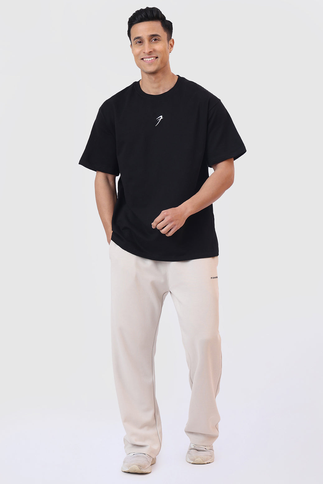 Winged Omen Oversized T-shirt Black