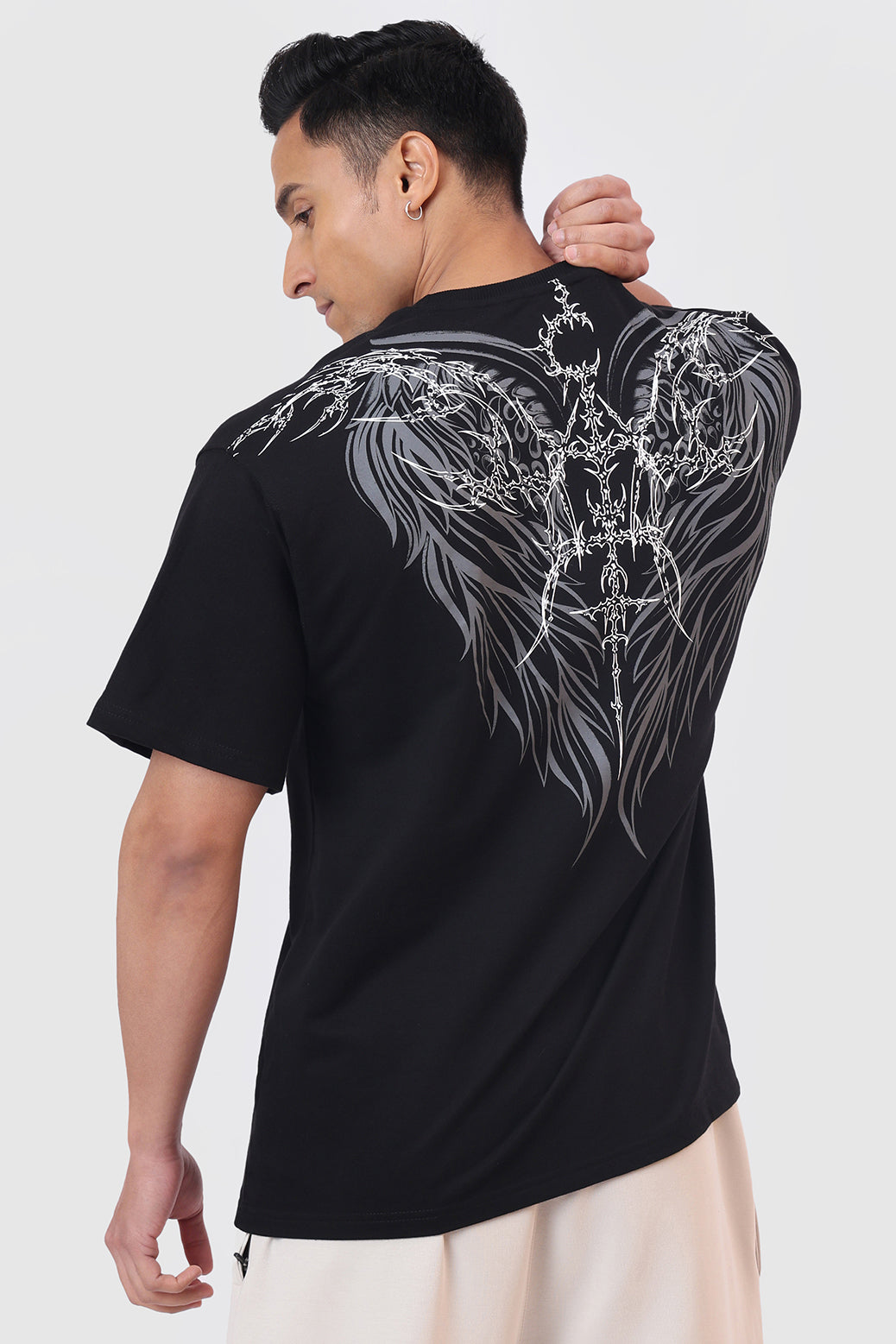 Winged Omen Oversized T-shirt Black