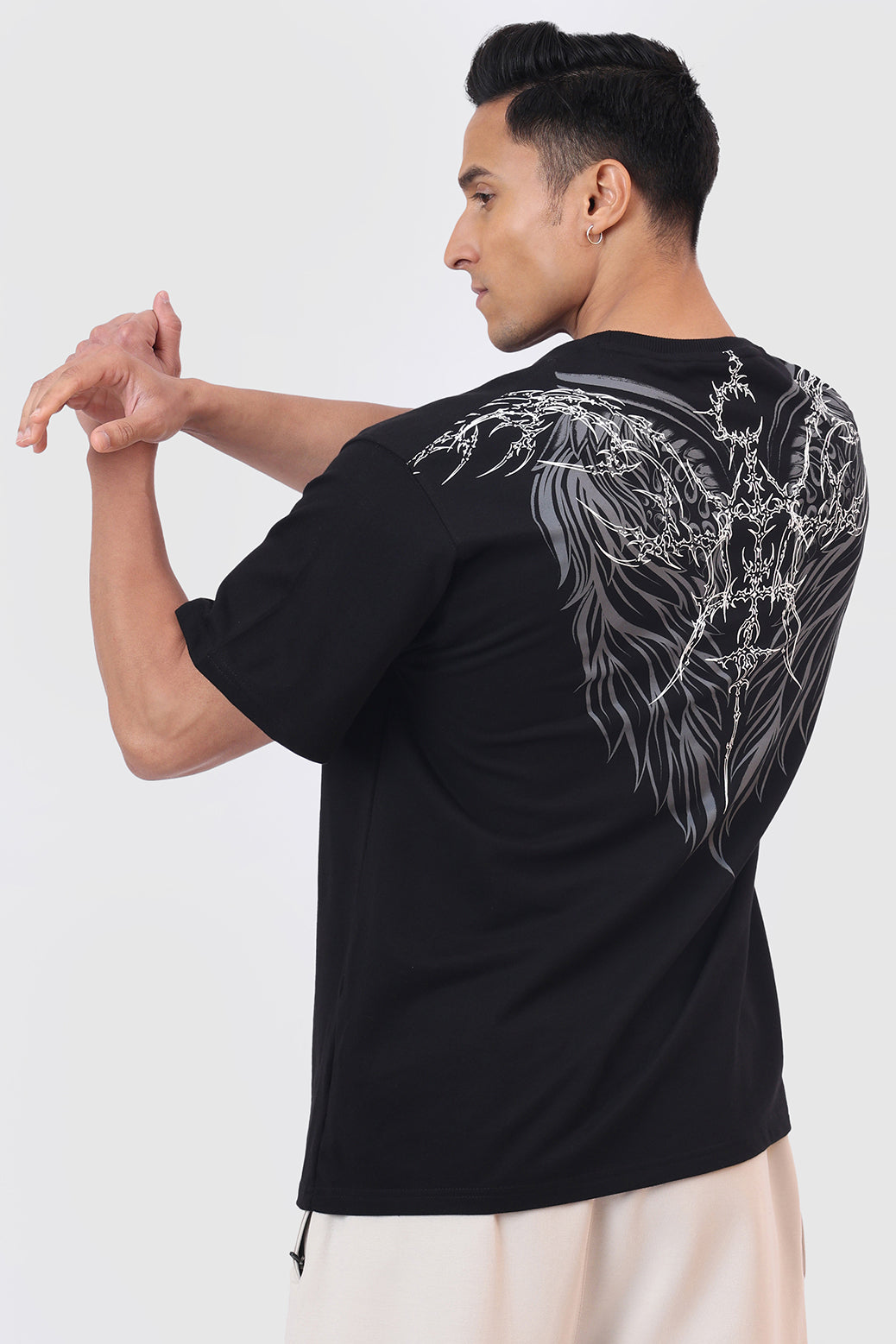 Winged Omen Oversized T-shirt Black