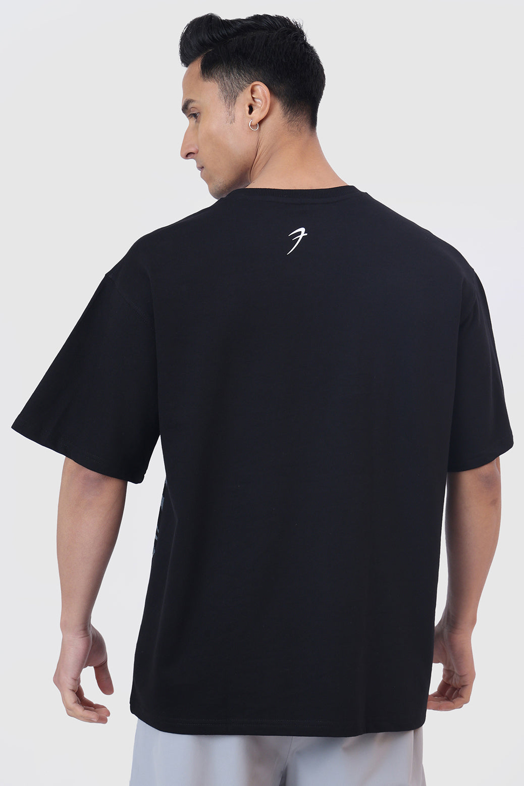 Twin Fangs Oversized T-shirt Black