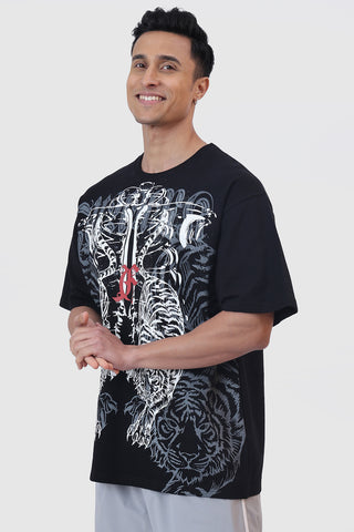 Twin Fangs Oversized T-shirt Black