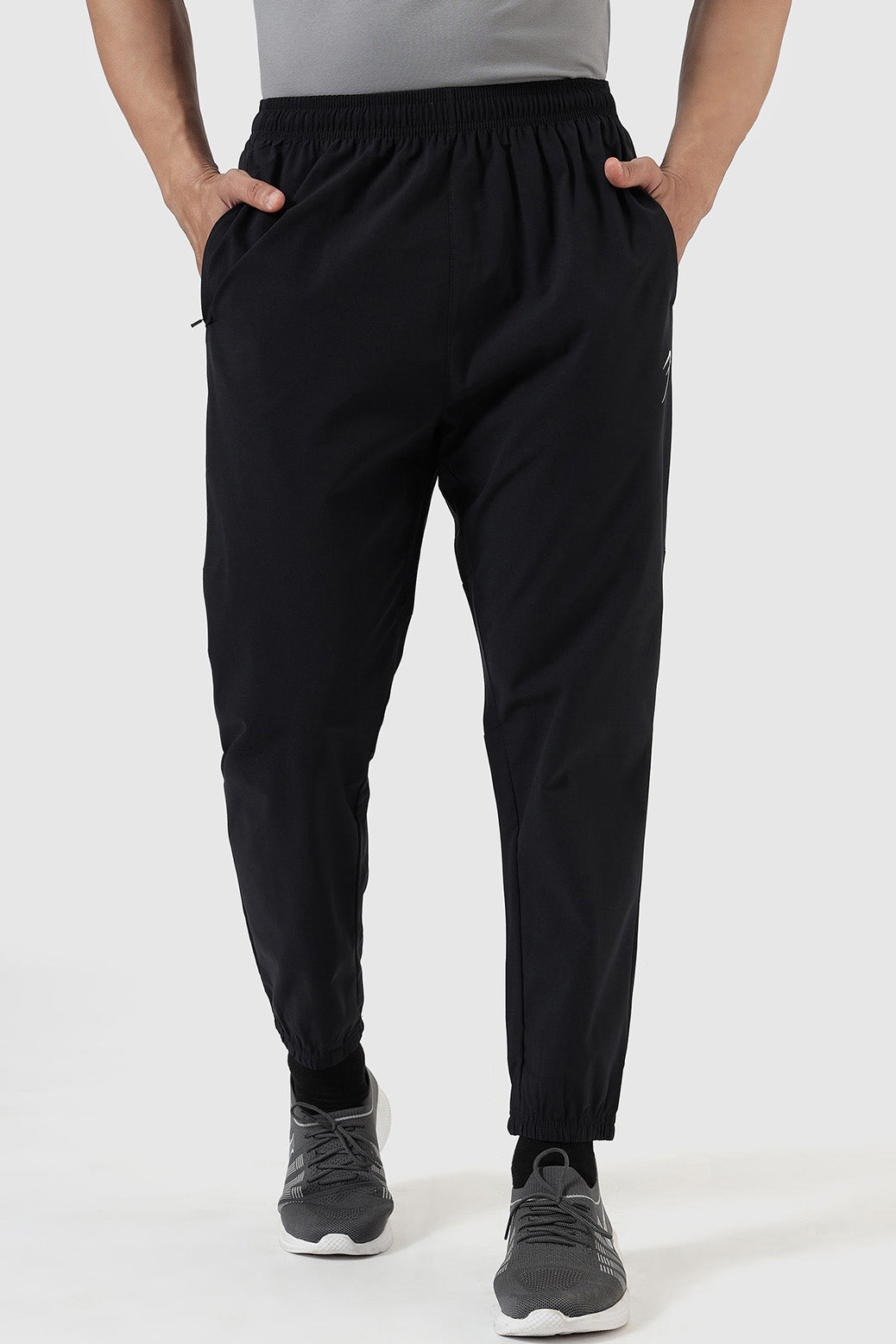 Essential Joggers Black