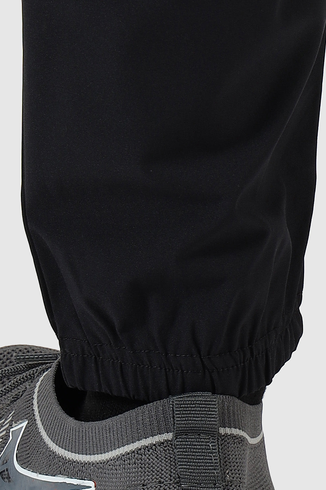 Essential Joggers Black