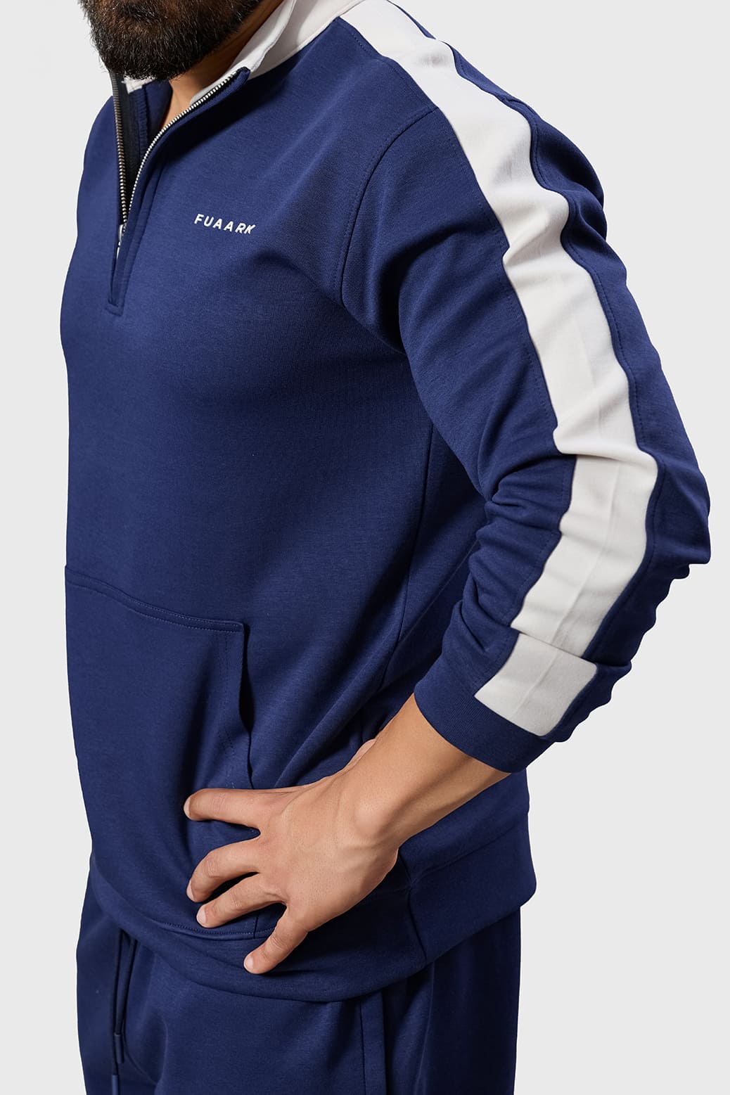 Alpine Pullover Navy/White