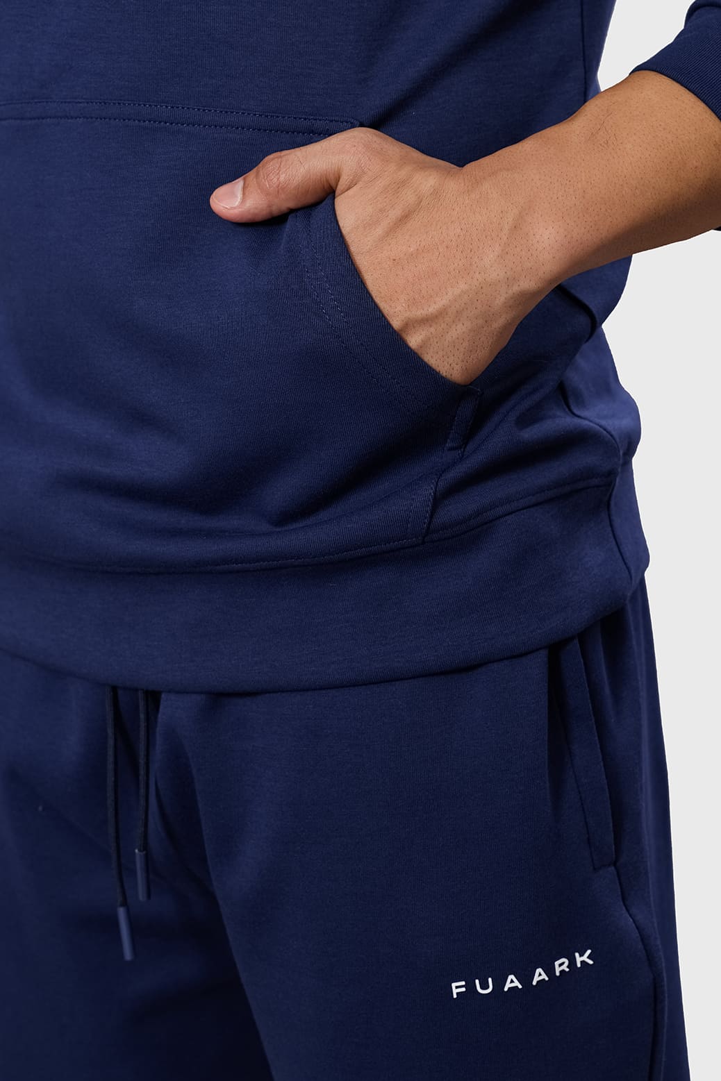 Alpine Pullover Navy/White