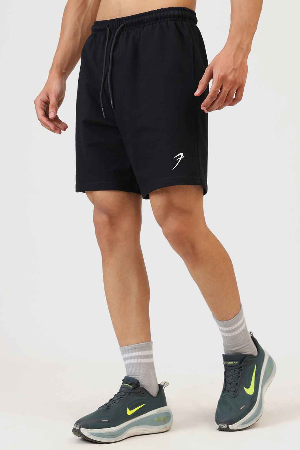 Apex Shorts Black