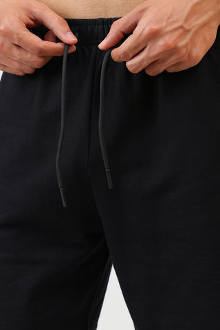 Apex Shorts Black