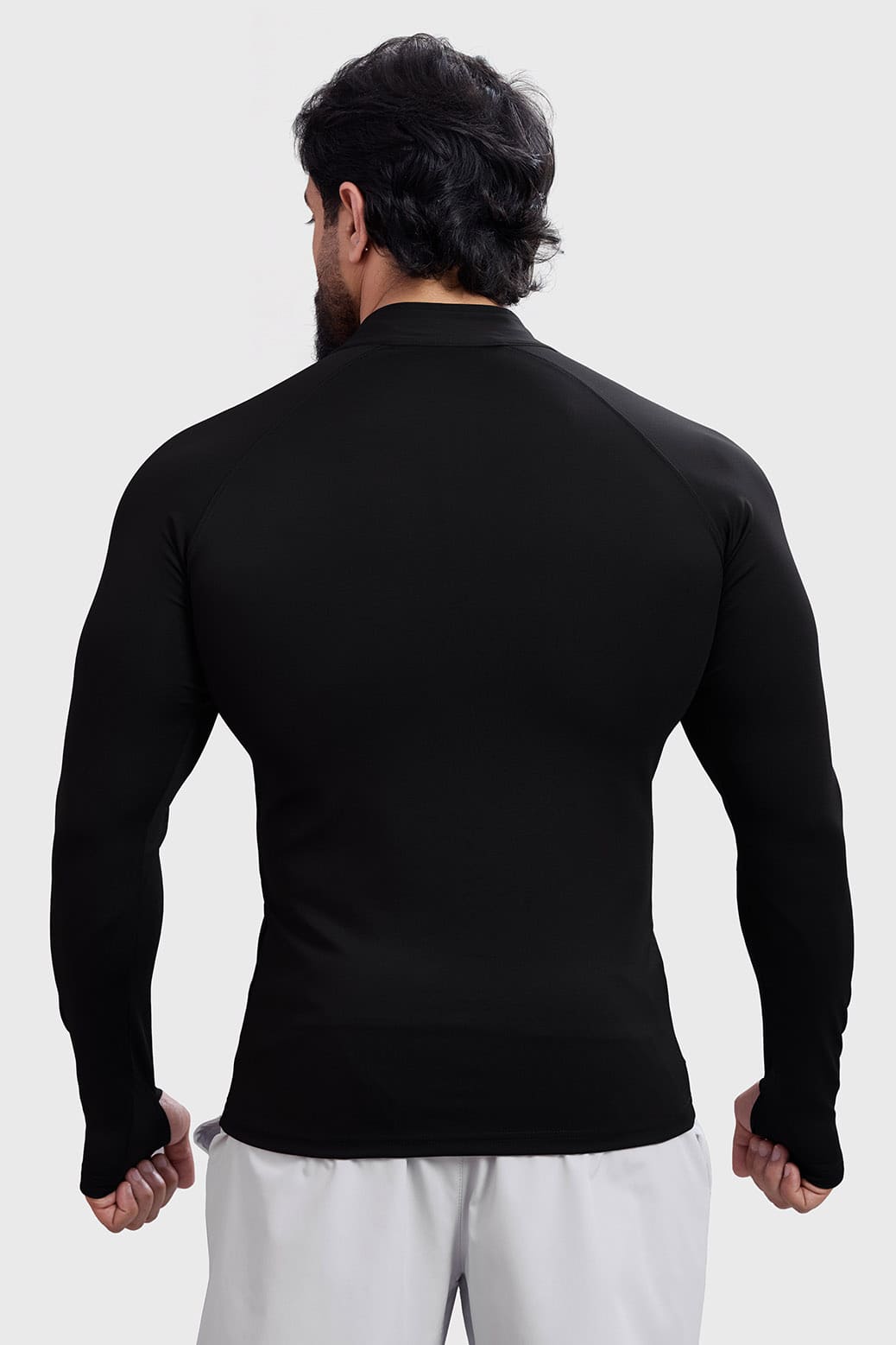Axis Pullover Black