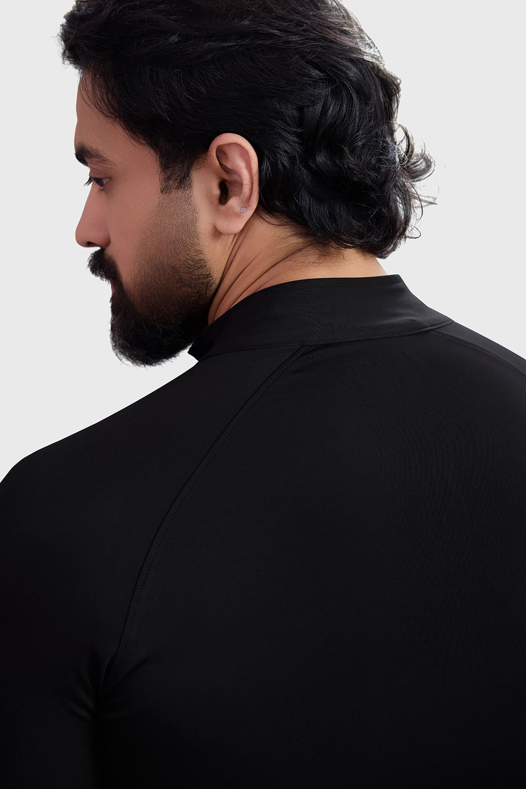 Axis Pullover Black