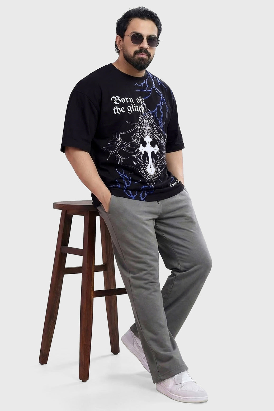 Born Of The Glitch Oversized T-shirt Black