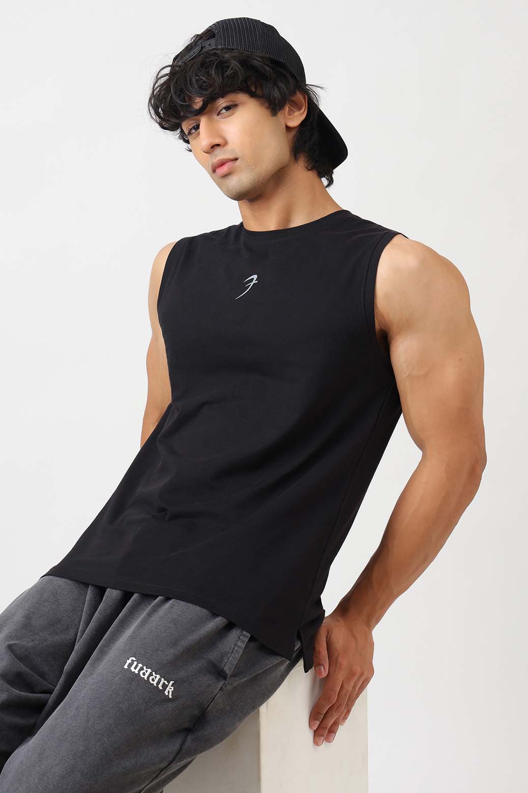 Built Strong Muscle Tank Black /Grey