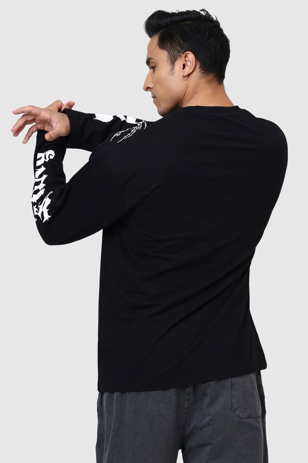 Die Lifting Fullsleeves T-shirt Black