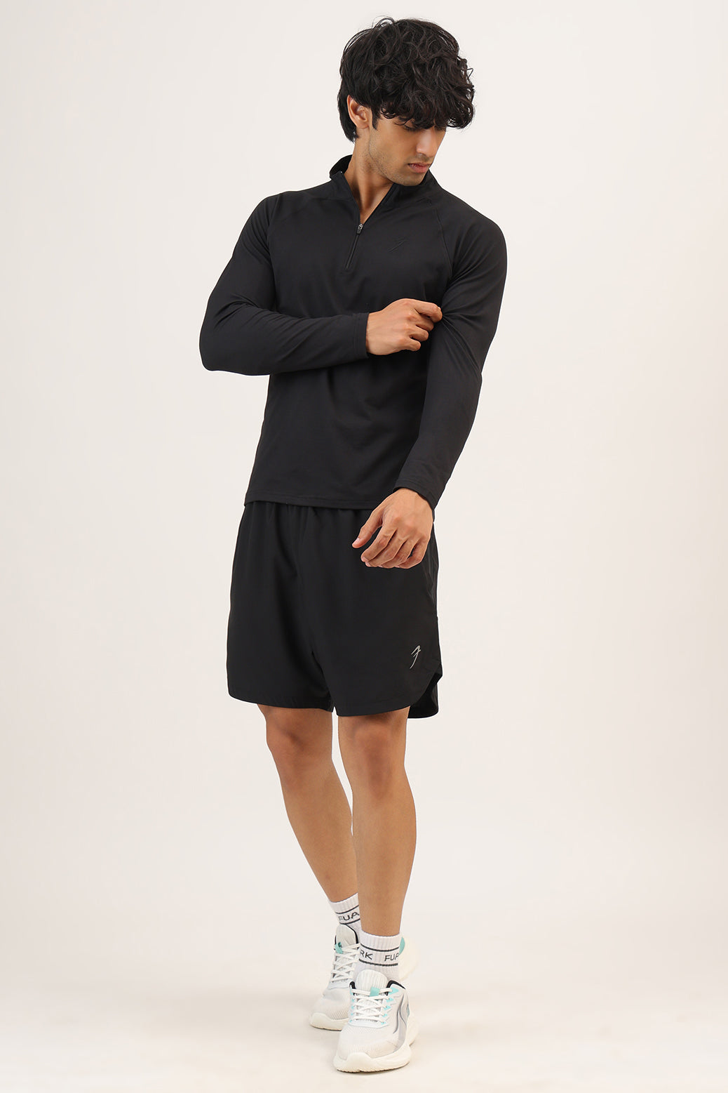 Essential Soft Pullover Black