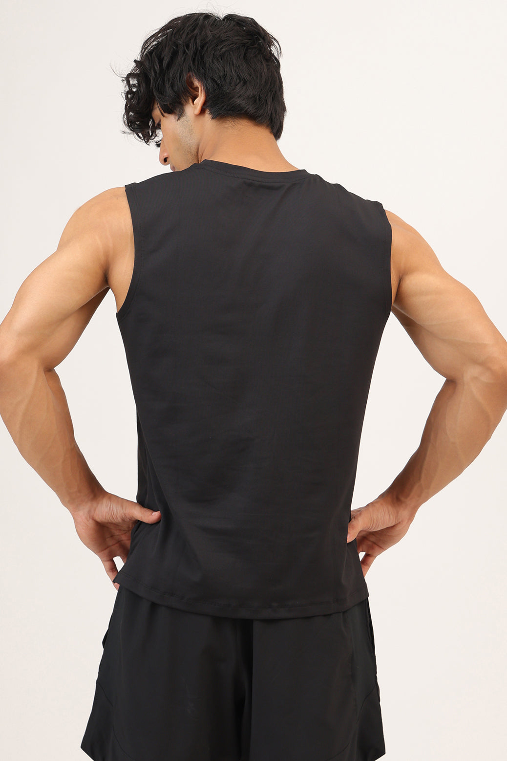 Essential Soft Muscle Tank Black
