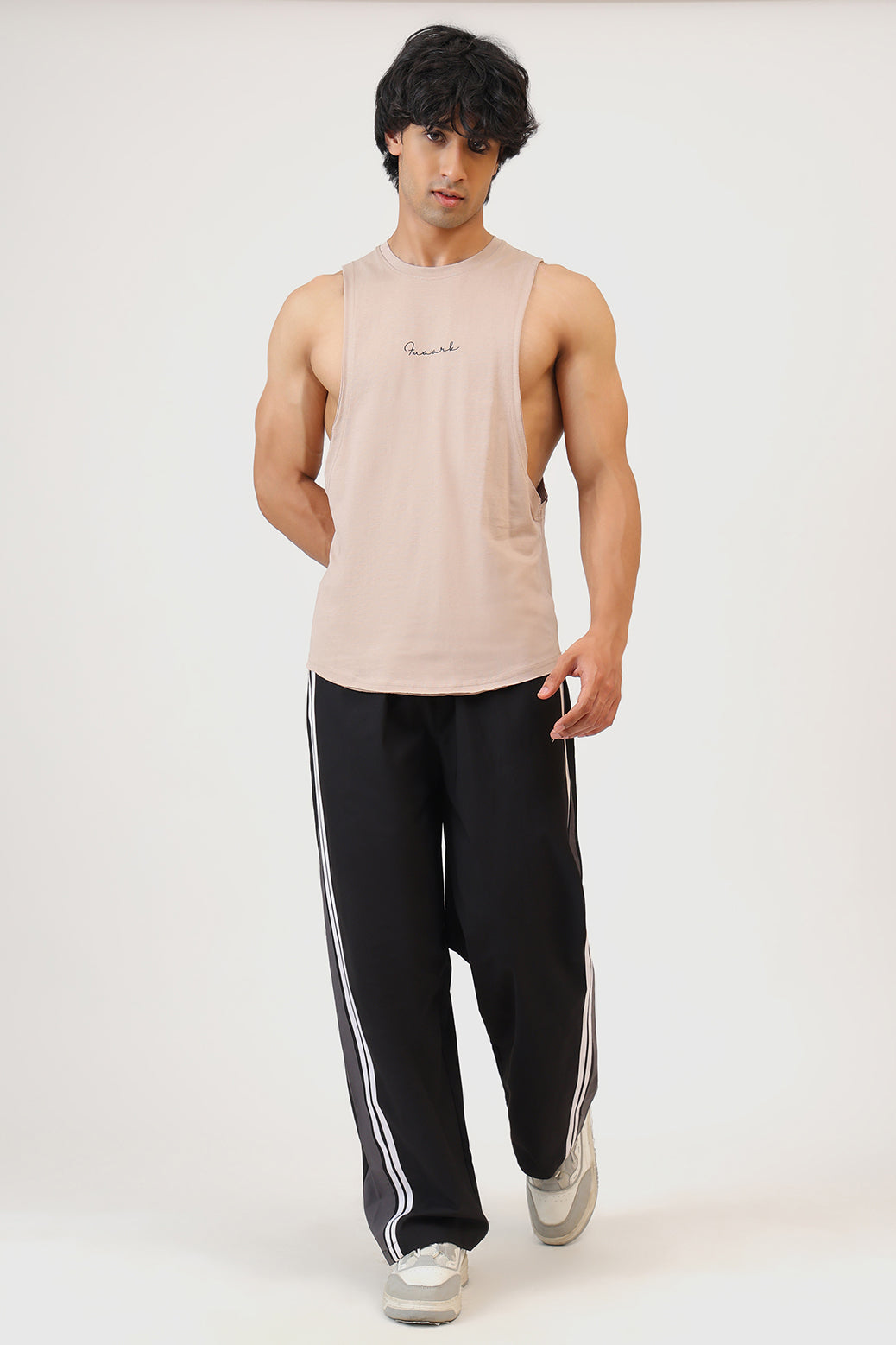 Fortis Deep Arm Tank Beige