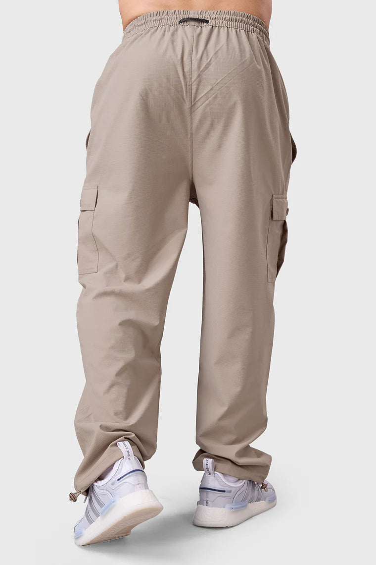 Off Duty Cargo Set