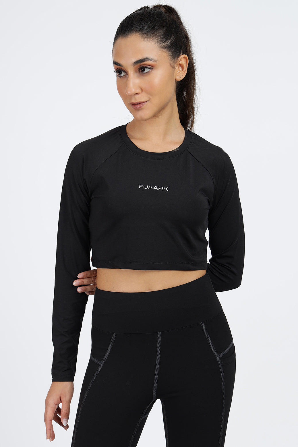 Classic Crop Top T-shirt Black