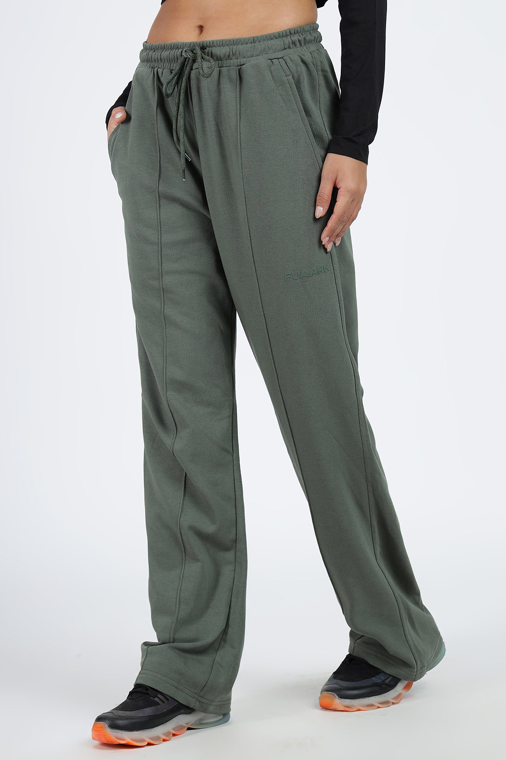 Pinnacle Straight Pants Olive