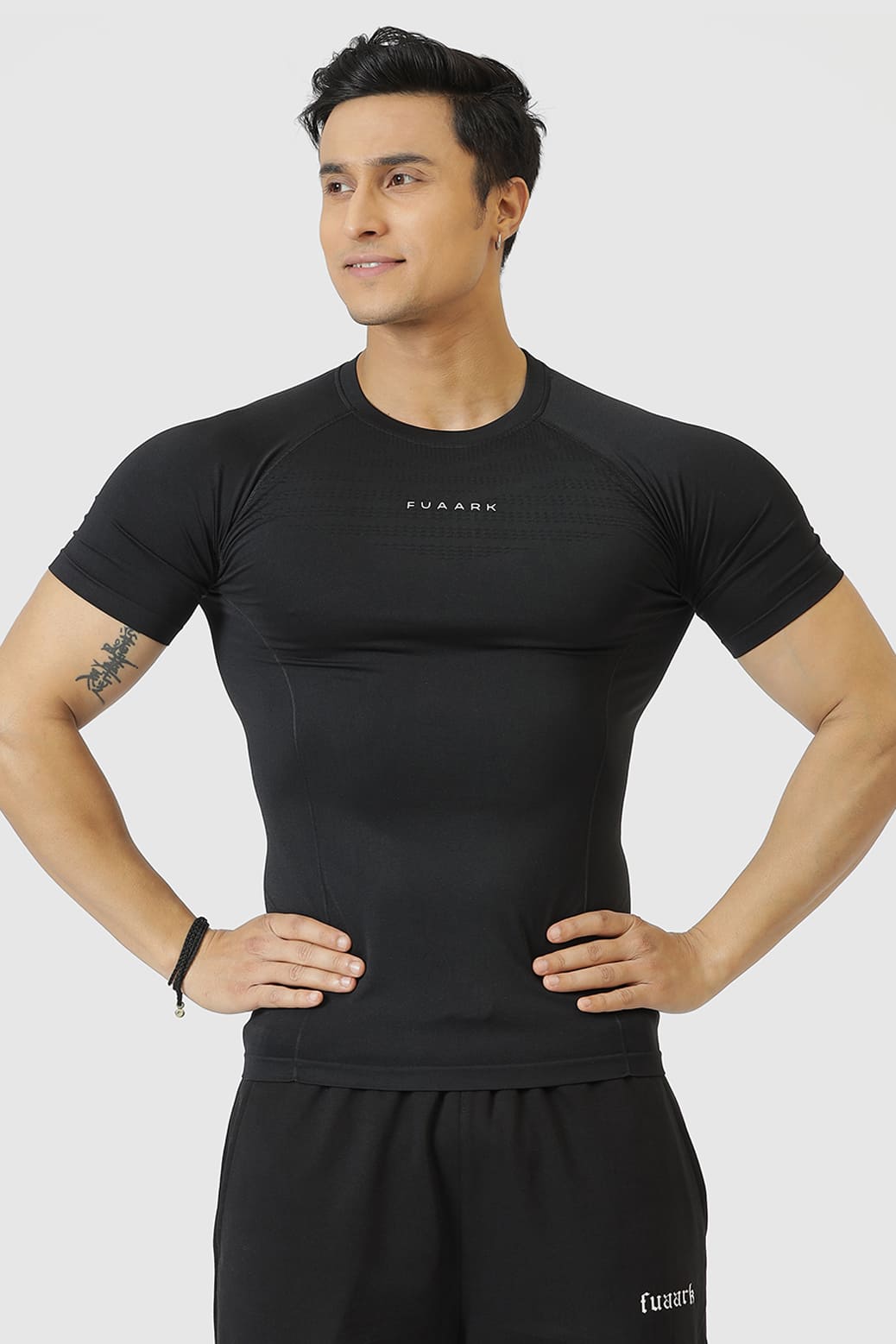 Power Seamless T-shirt Black/Fuaark