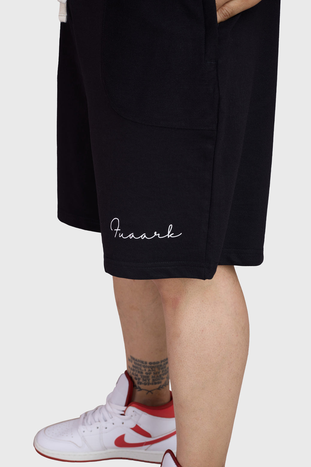 Weekend Oversized Shorts Black