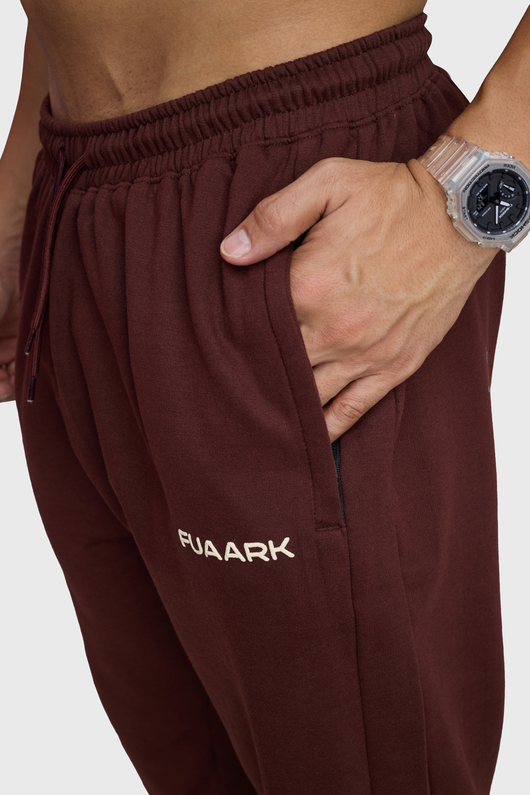 Signature Oversized Joggers Brown