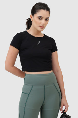 Peak Crop Top Black