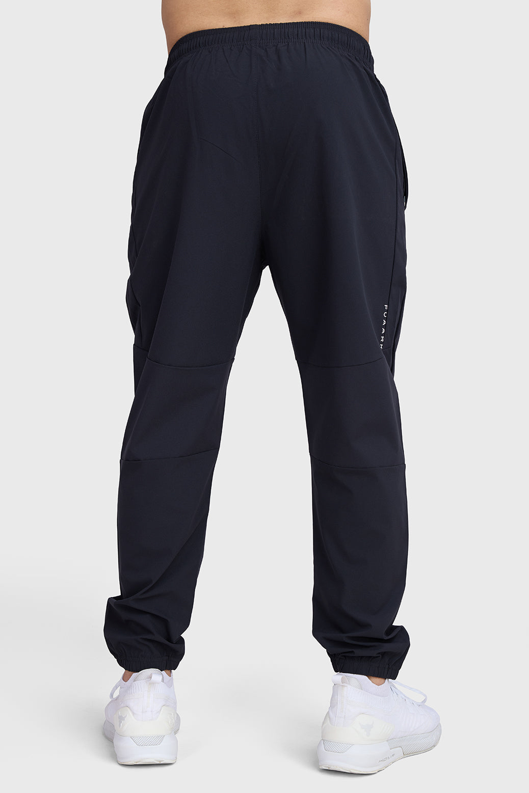 Essential Joggers Black