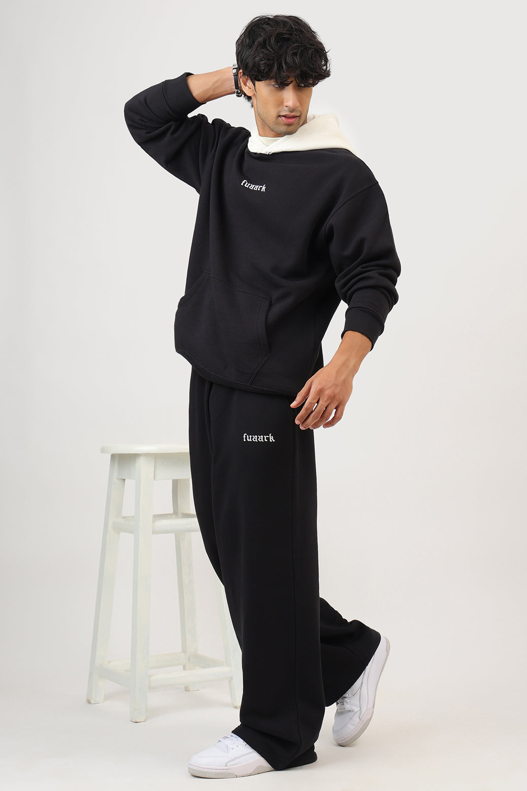 Heavyweight Loose Tracks Black