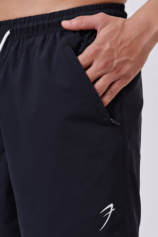 Nova Shorts Black