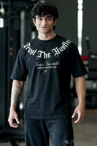Trust The Hustle Oversized T-shirt Black
