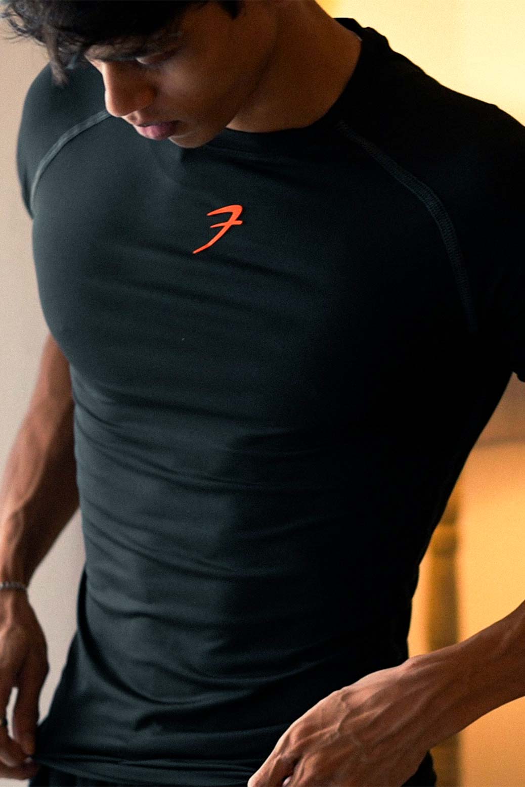 Compression T-shirt Black / Orange Logo
