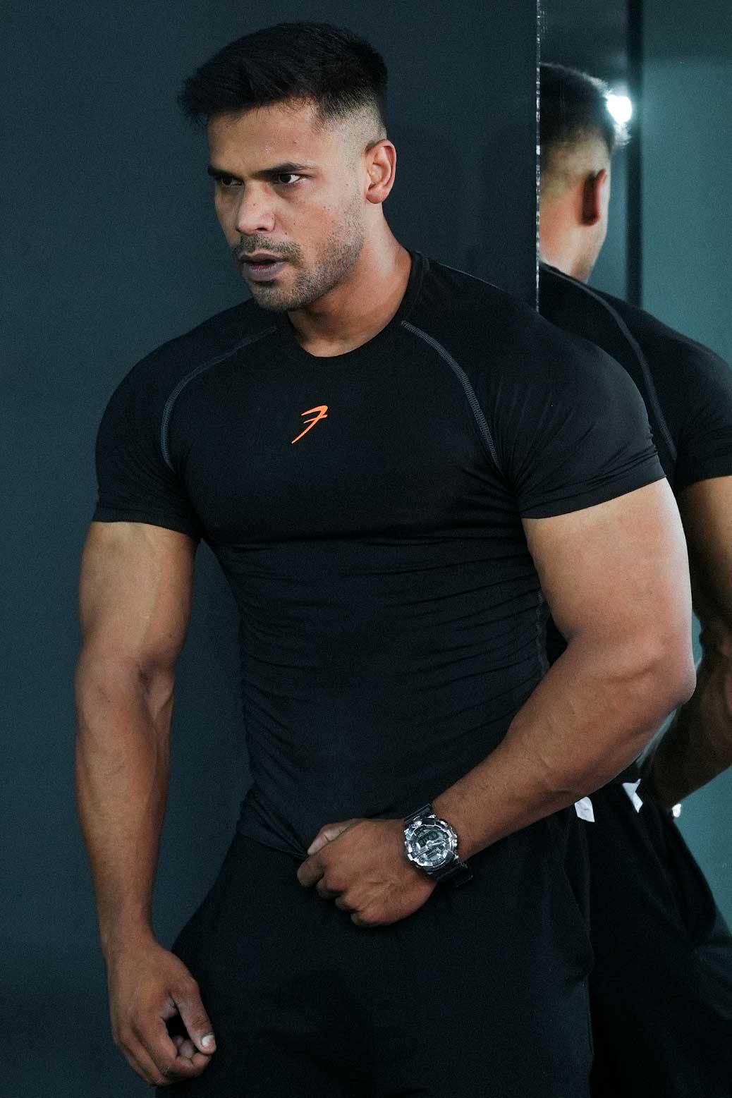 Compression T-shirt Black / Orange Logo