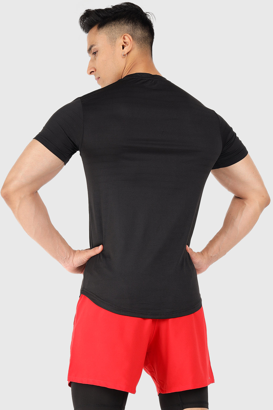 Revolve T-shirt Black