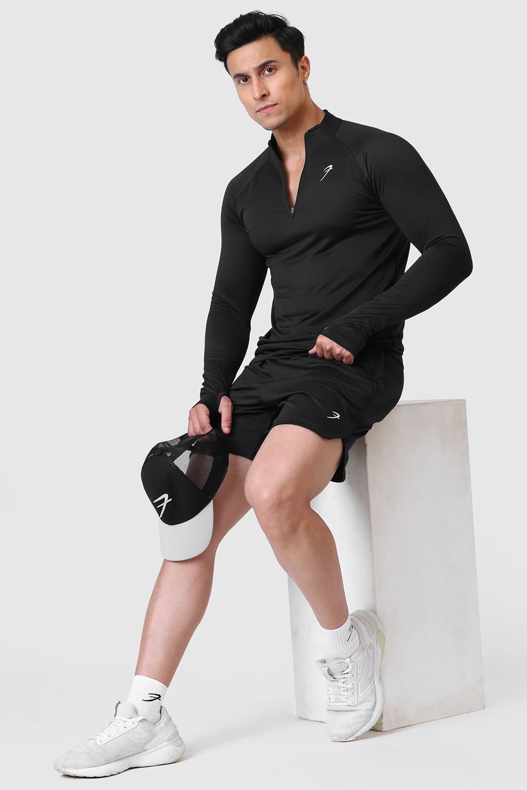 Rush Pullover Black