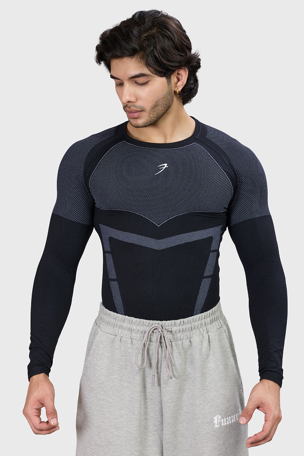 Alpha Seamless Fullsleeves T-shirt Black