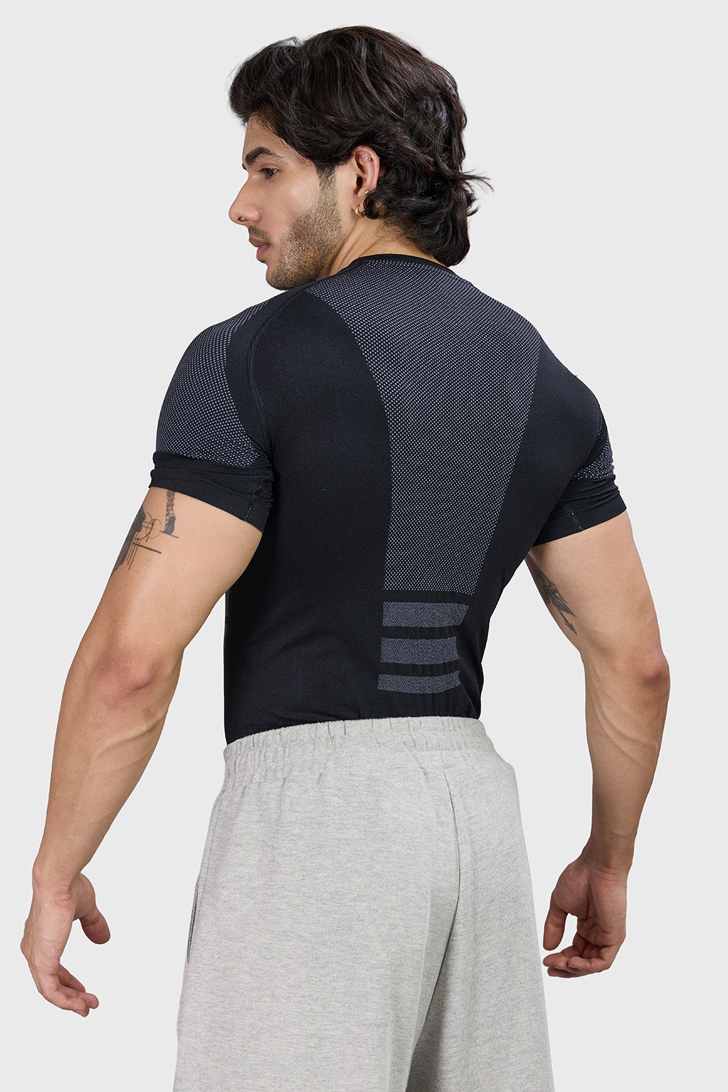 Alpha Seamless T-shirt Black/Light Grey