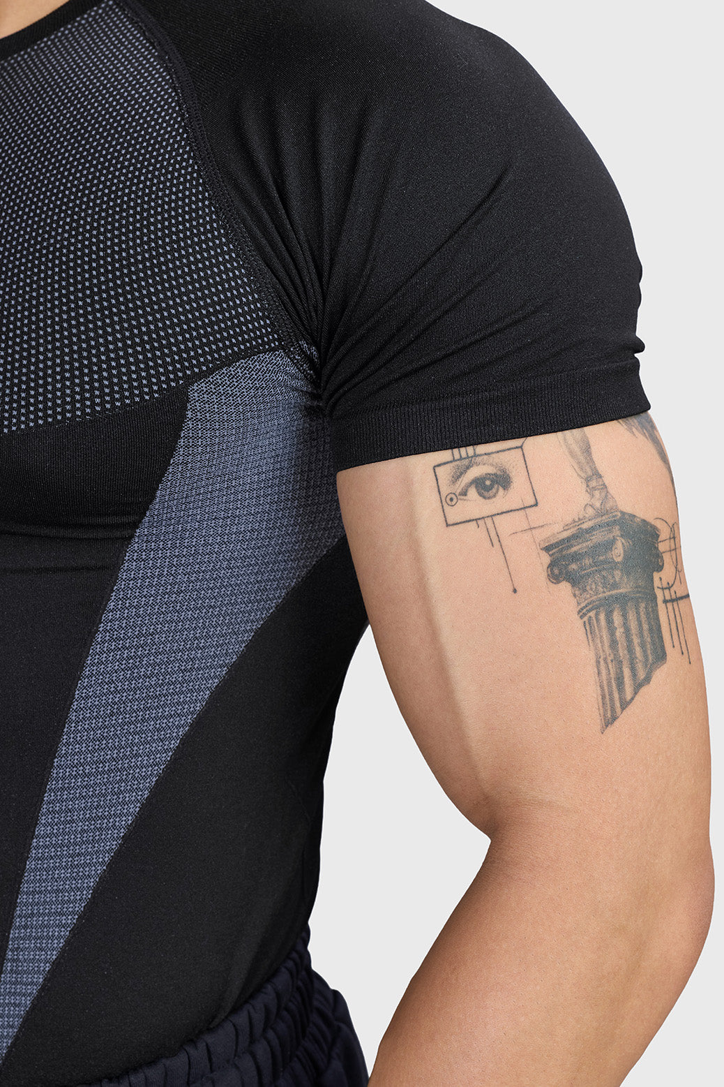 Command Seamless T-shirt Grey/Black