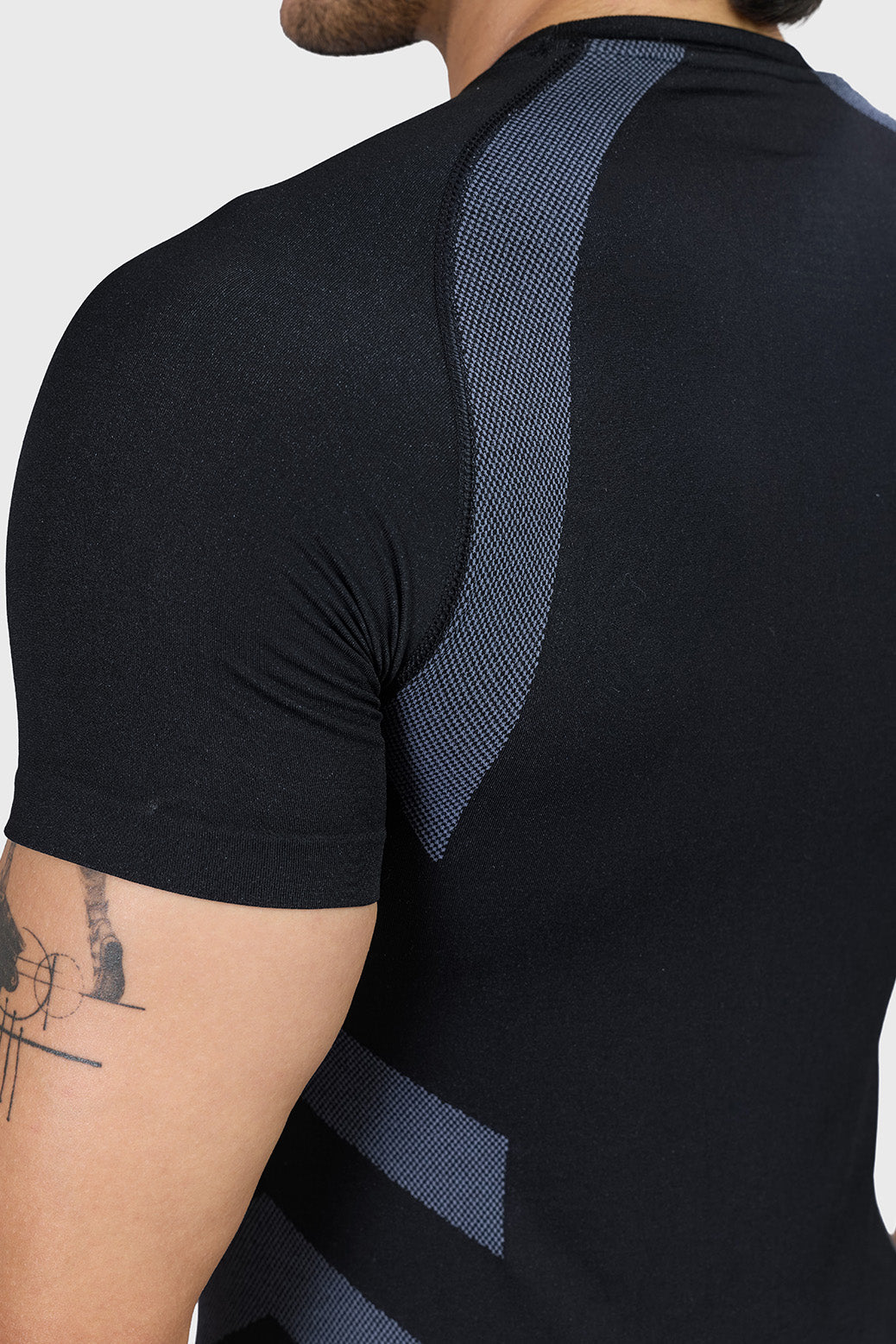Flux Seamless T-shirt Black/Light Grey