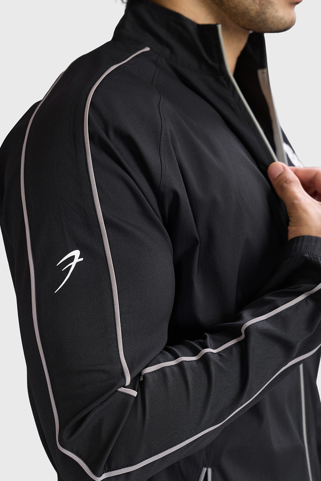 Transit Training Jacket Black