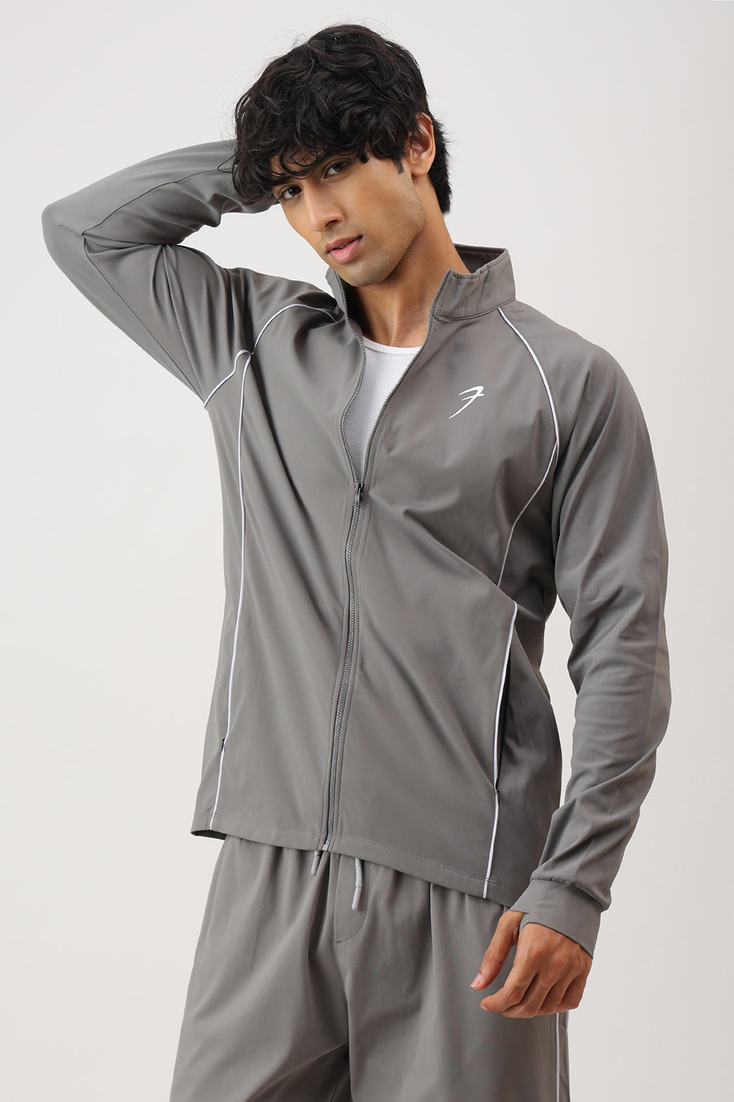 Track Club Jacket Light grey